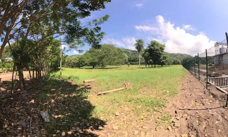 Lot for sale in Industrial area- Esparza