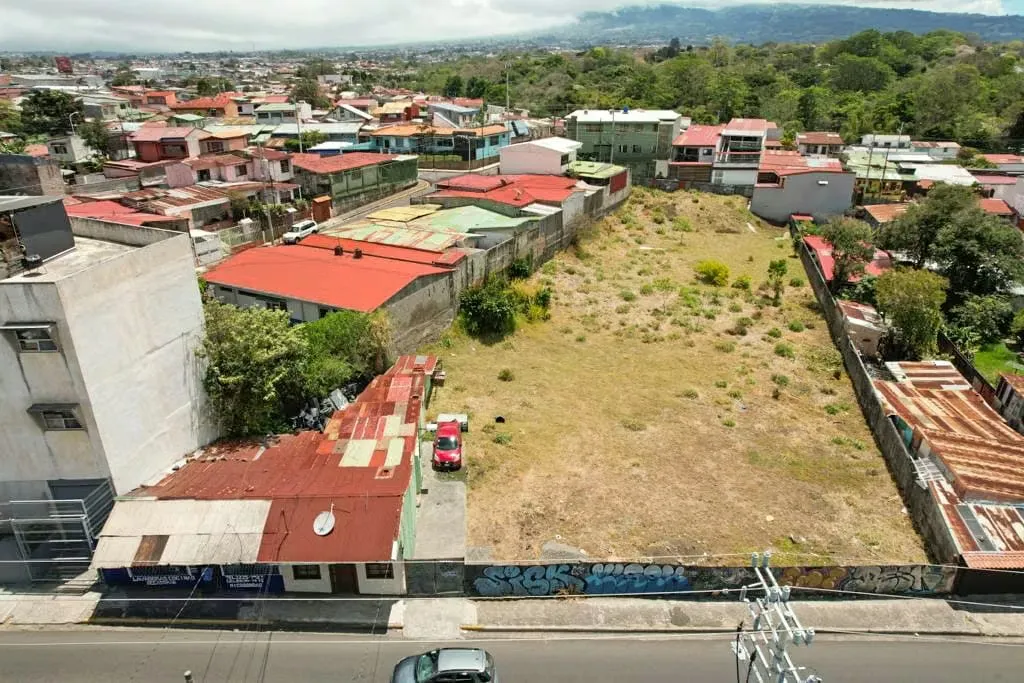 Se vende terreno con Uso de Suelo Mixto, Guadalupe (FE).