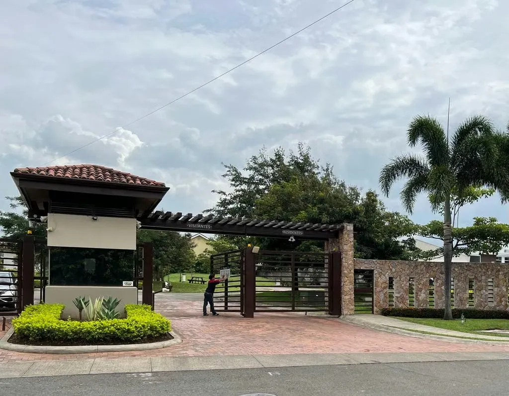 VENTA DE TERRENO EN CONDOMINIO, SAN RAFAEL, ALAJUELA