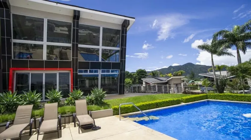 Tres Ríos: Hermosa Casa en Condominio Terralta con Habitación en Primera Planta. #99351