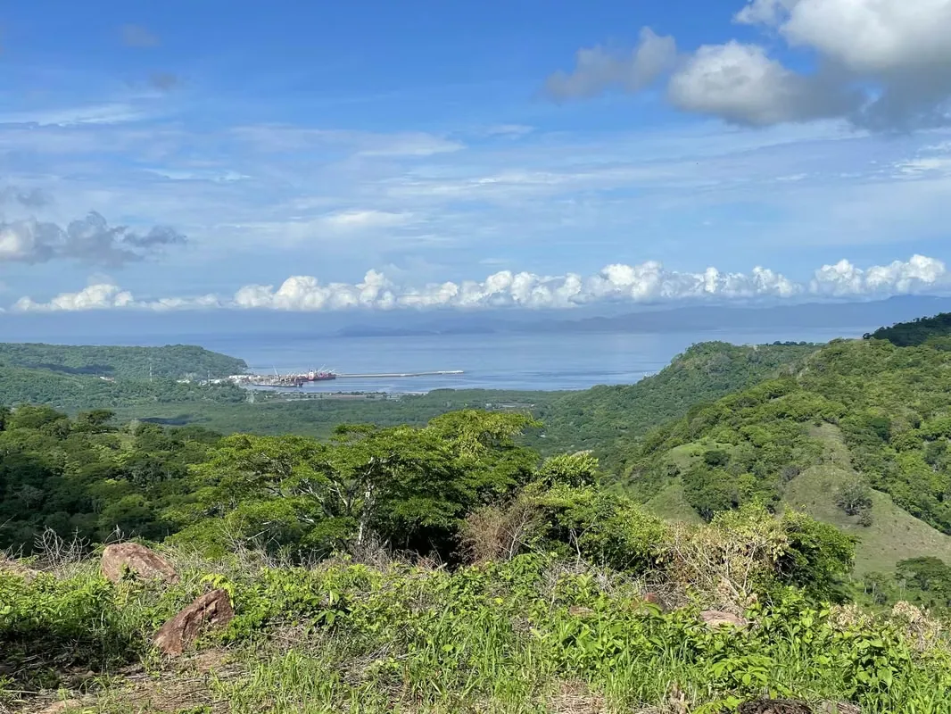Incredible area, quite private and with Sea View, idea for a retreat home or a boutique hotel.