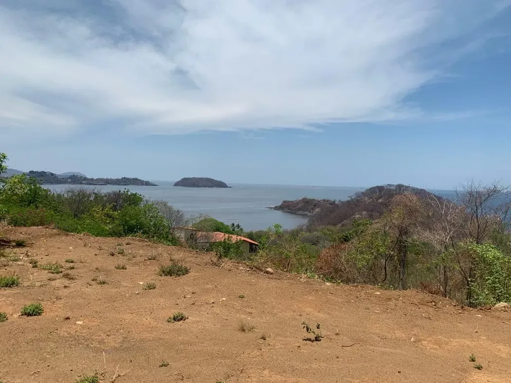 Venta terreno c/ vista al mar, Playa Potrero, Guanacaste (AD)