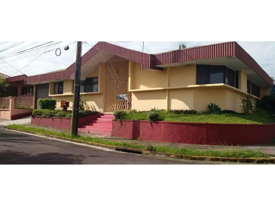 House Commercial or Residential Use in Rohrmoser