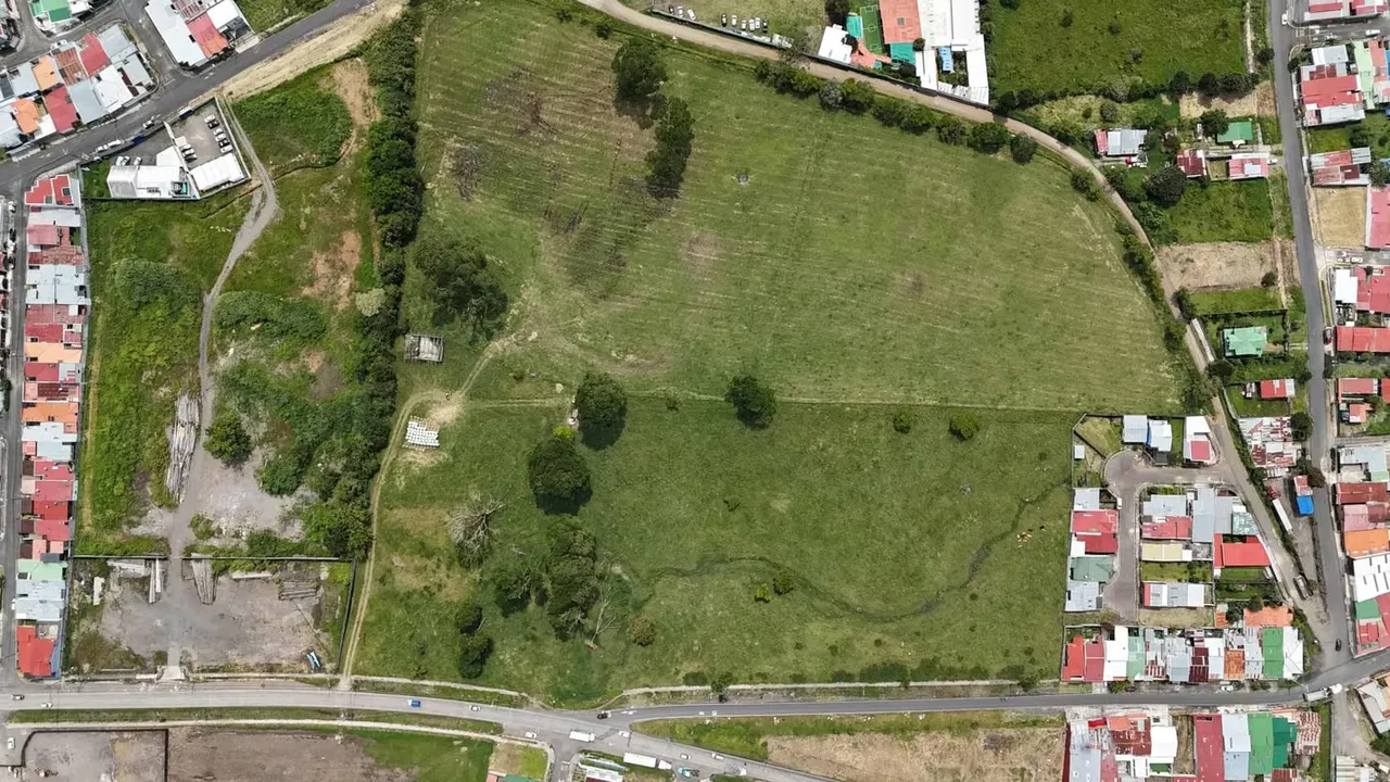 Land sale in Cartago, for Residential Development - Commercial