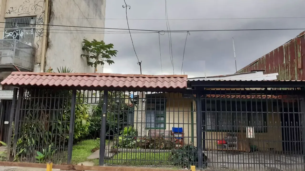 Terreno en venta en zona comercial de San Pedro, Montes de Oca ID14444