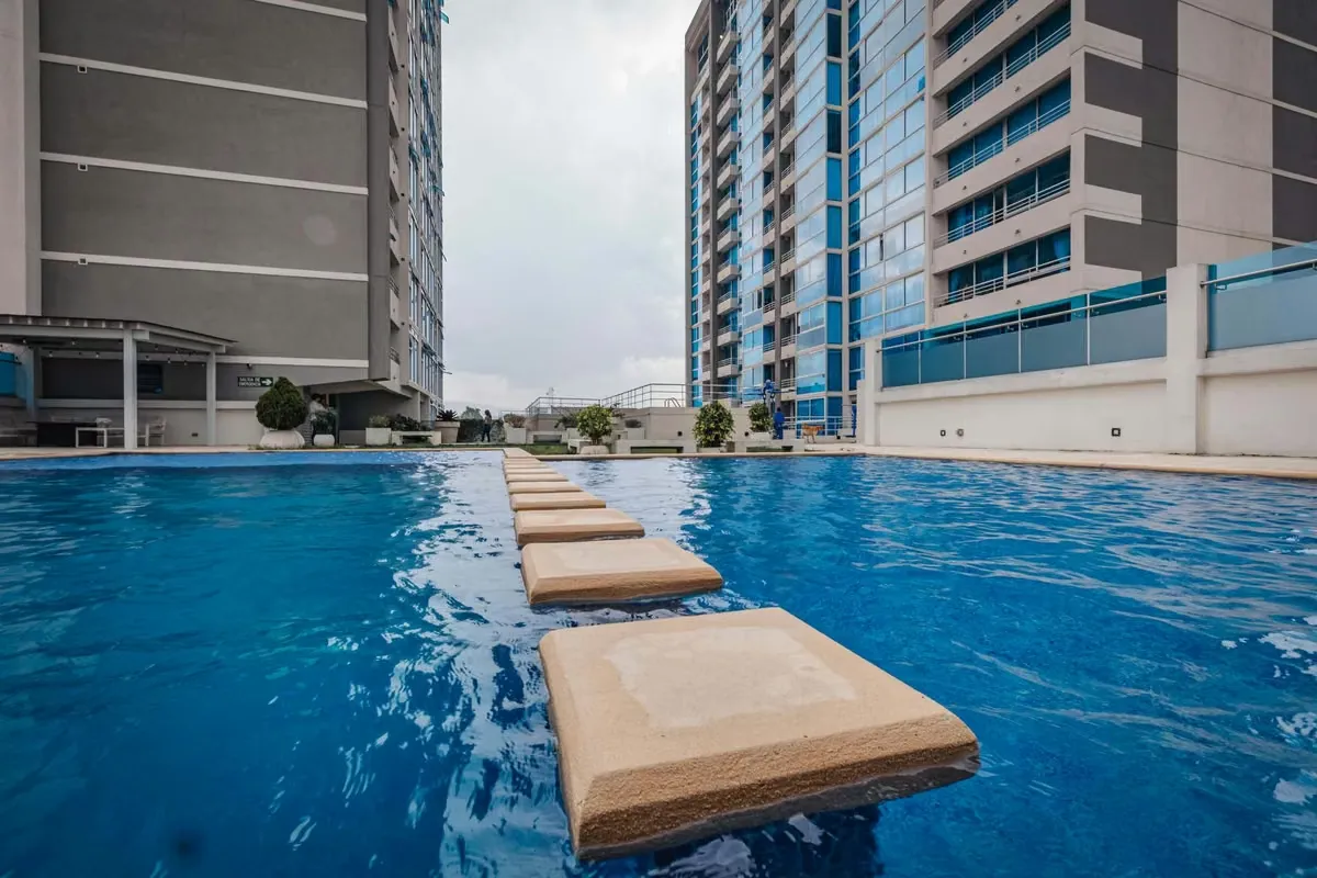 Pent-house en  Torre Los Yoses, San Pedro. Precio de Oportunidad