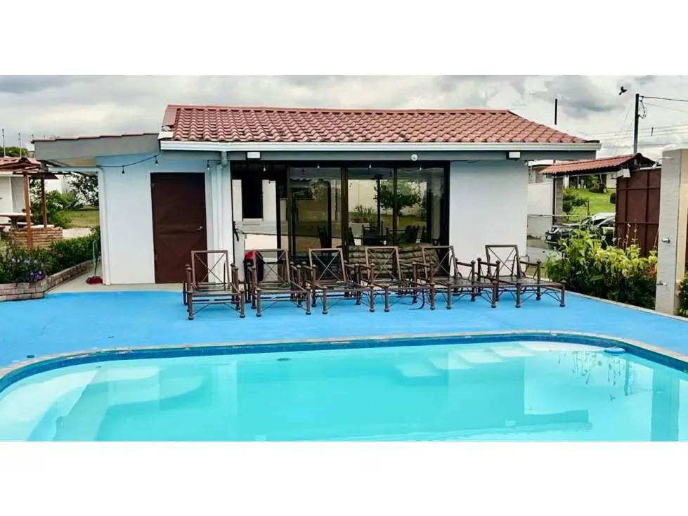 Venta de casa en Alajuela, San Mateo - Amoblada