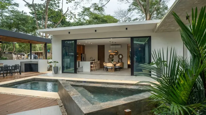 Venta de Casa de Playa en Avellanas, Guanacaste.