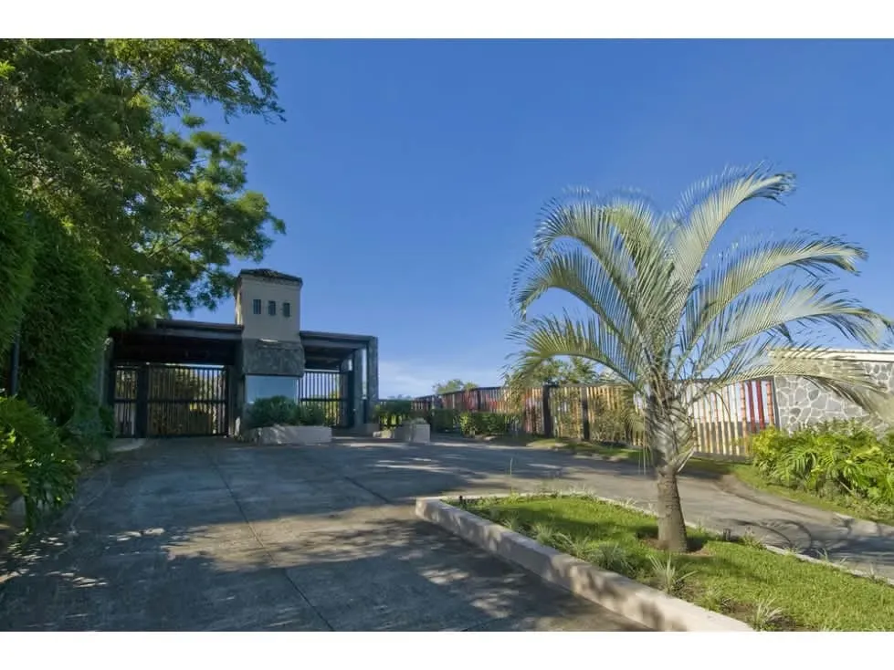 SALE OF LOT, SAN JOSE, CITY COLÓN, MORA, CONDOMINIUM BAMBUES