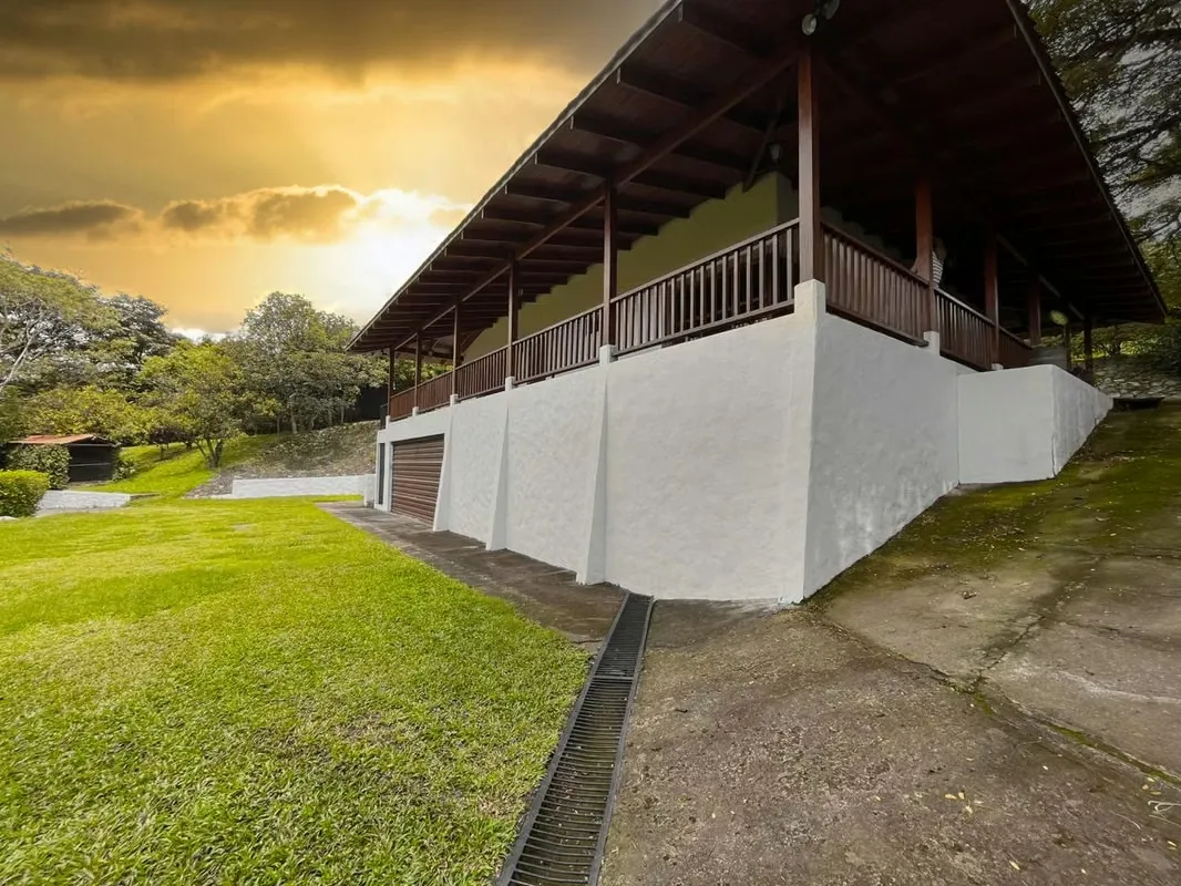 RENT HOUSE TYPE HACIENDA IN HIGH DOVES, SANTA ANA