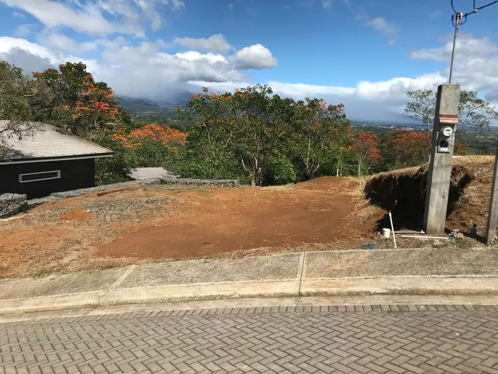 Lot sale at the Hacienda Natura Condo in San Miguel de Naranjo: