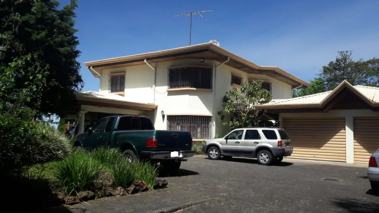 id #38110 VENTA DE PROPIEDAD AMPLIA USO DE SUELO MIXTO