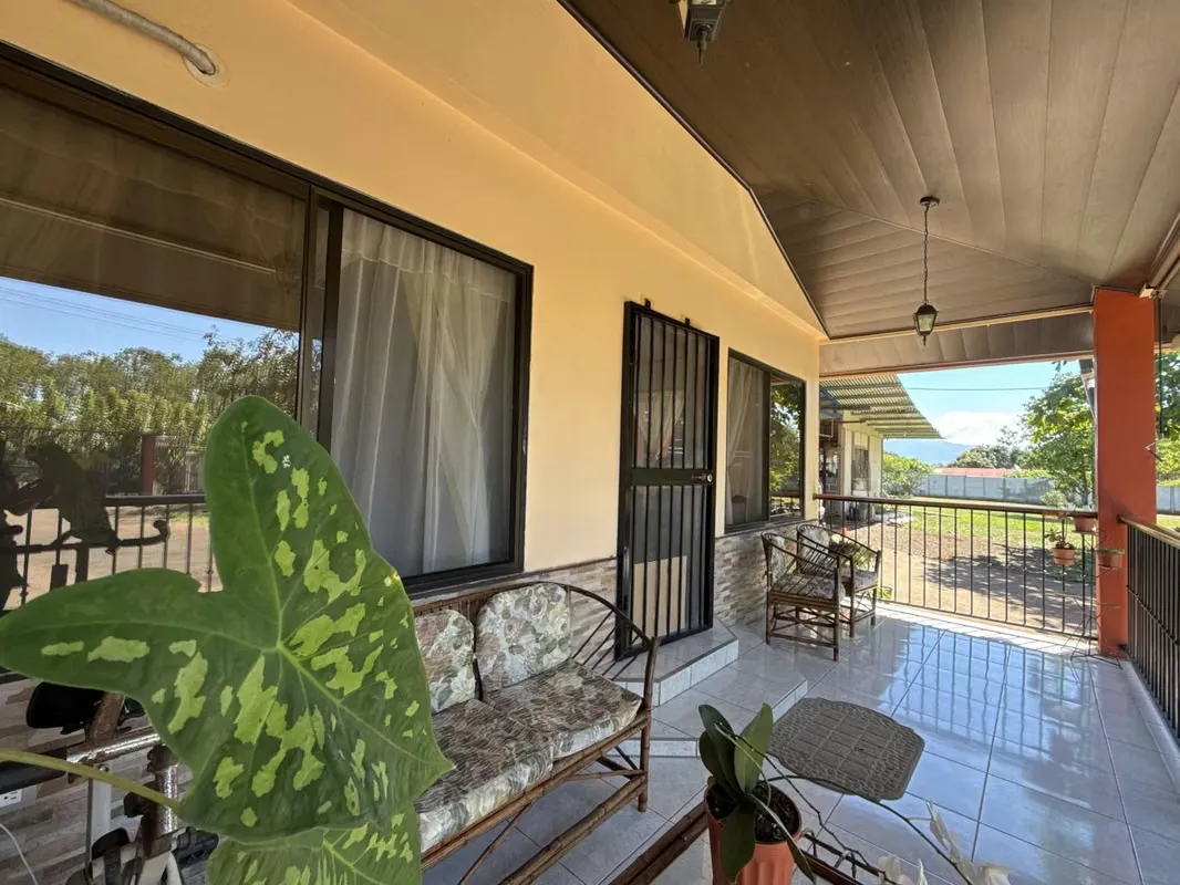 SE VENDE QUINTA CON DOS CASAS Y PISCINA EN SAN MATEO