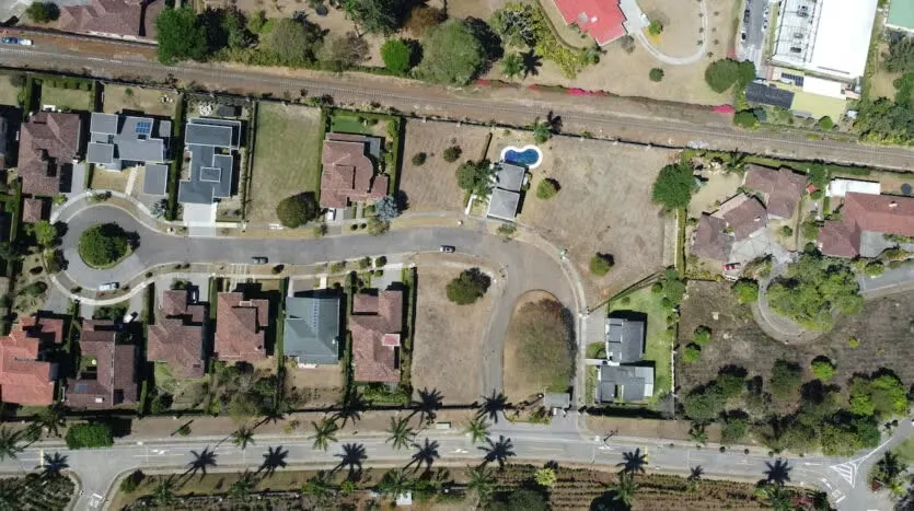 Lot for Sale in Colinas de Montealegre – Flat Terrain, 860 m²