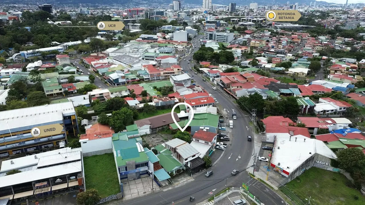 EDIFICIO IDEAL PARA DESARROLLO RESIDENCIAL O COMERCIAL