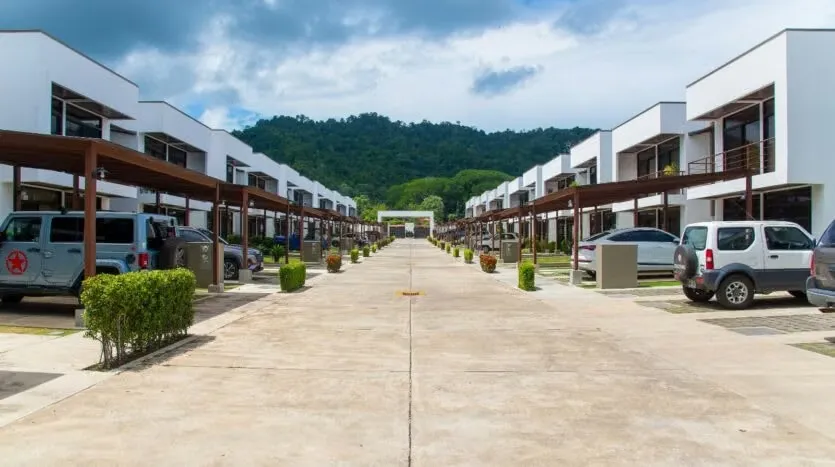 Terráquea le ofrece este hermoso apartamento en venta de OPORTUNIDAD en Foresta Residences, condominio de playa exclusivo y con diseño contemporáneo en Playa ...