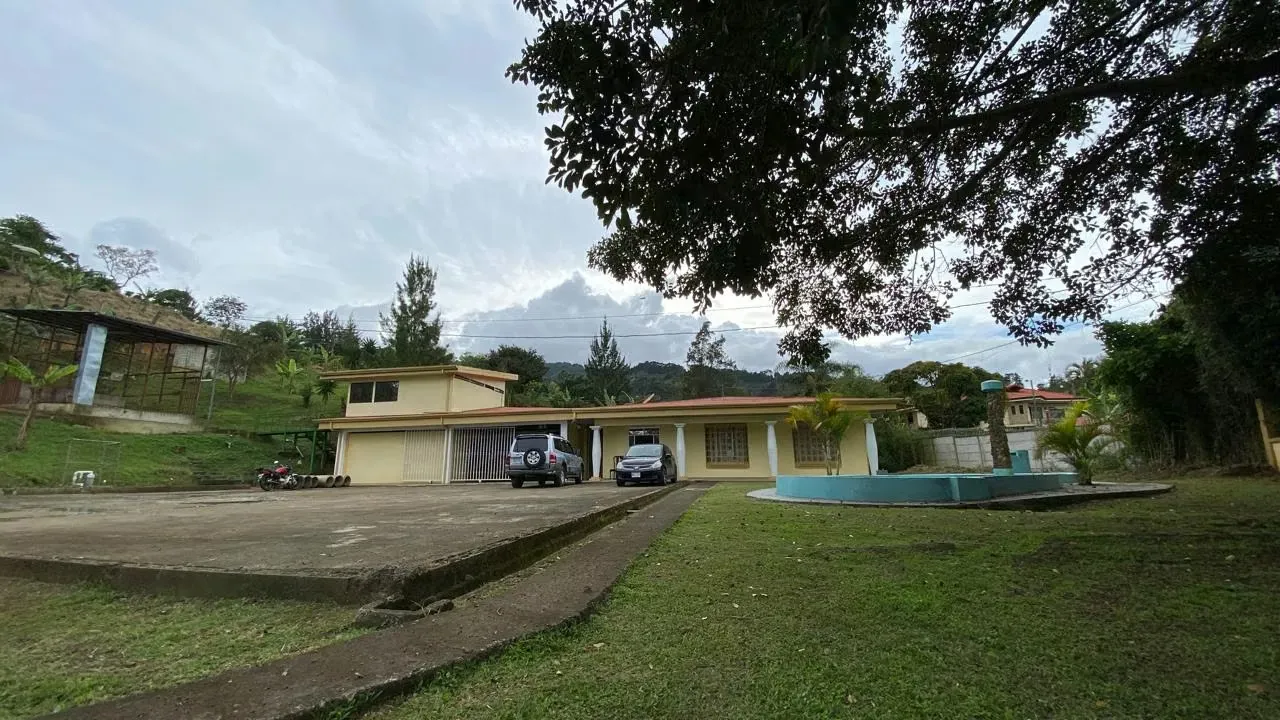 Venta de casa en Cartago, cerca de nuevo hospital