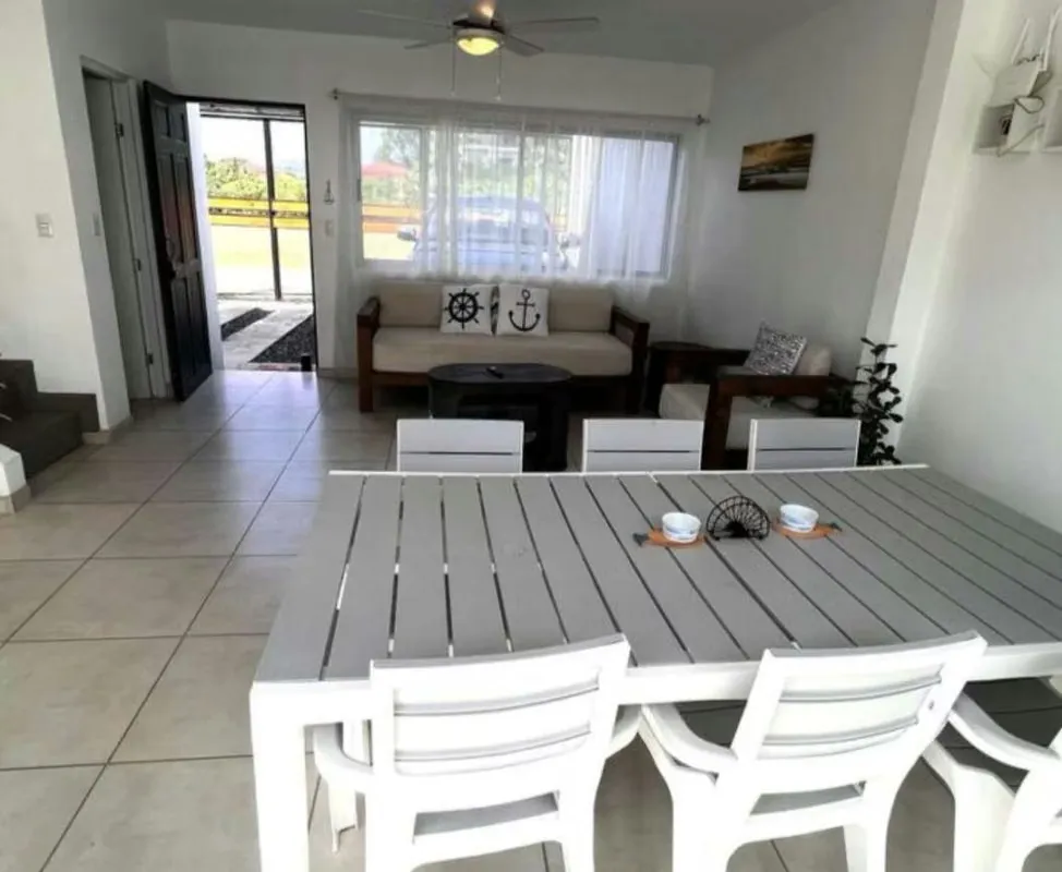 Venta de Lote- Casa Remy en Playa Jacó