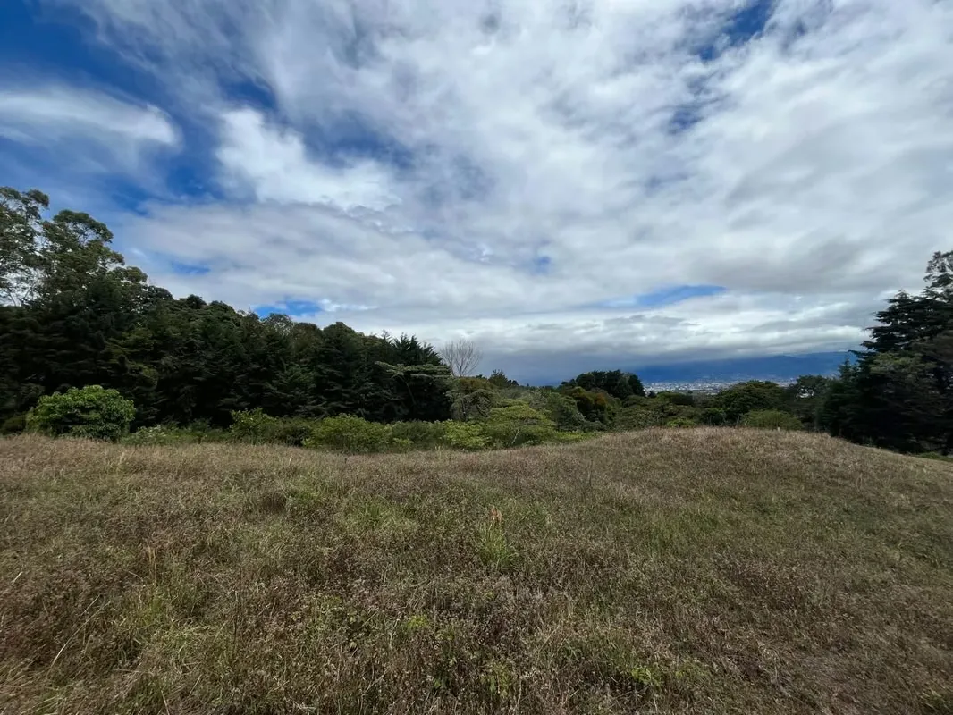 Venta Lote Hab de 1993,63m2 - Los Ángeles San Rafael de Heredia-5729