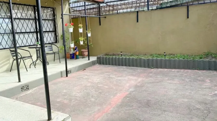 Commercial Property for Sale – Ideal for Restaurant or Café