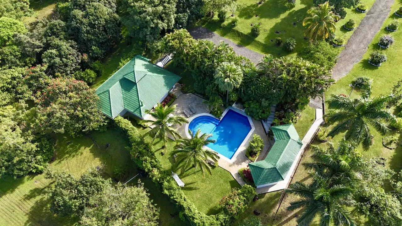 High-Capital Gain Residential Estate for Sale with Recreational Areas
