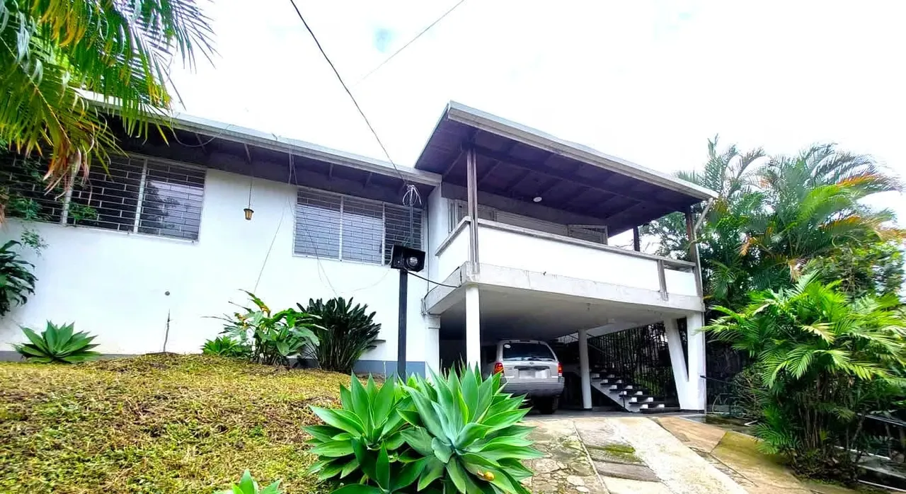 Casa en Venta en Guadalupe con amplio terreno y rancho BBQ – ¡Tu hogar ideal!