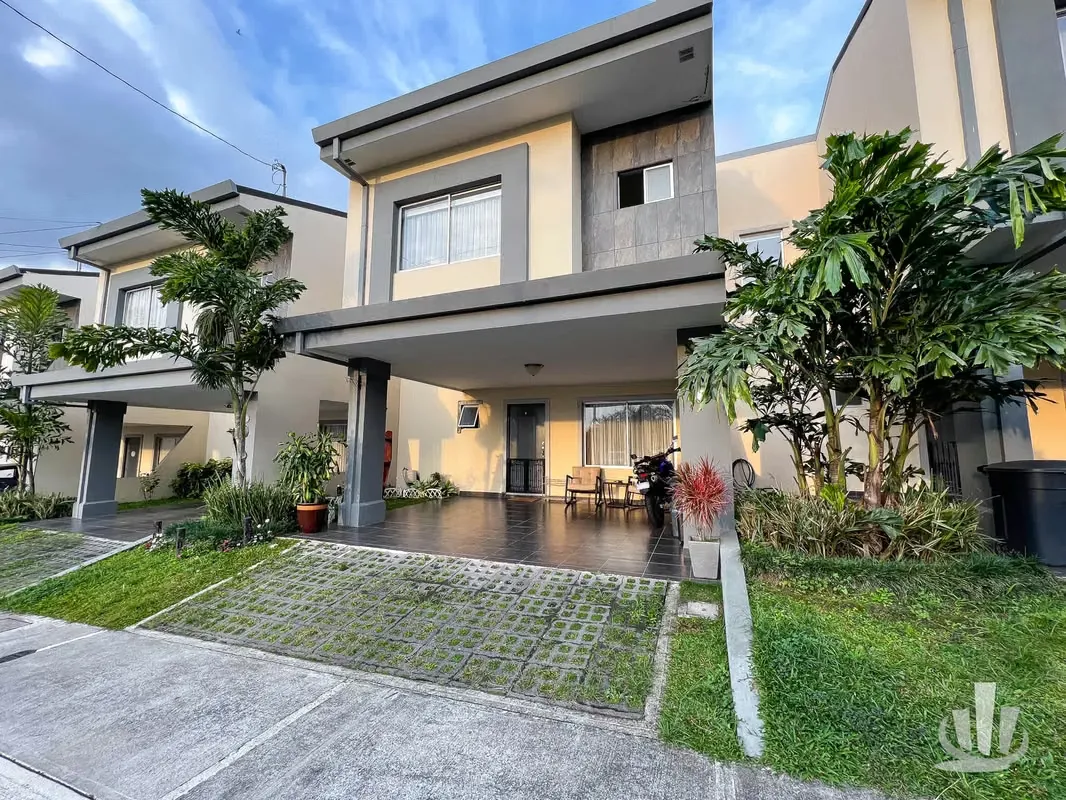 Casa en venta en Condominio Los Alamos