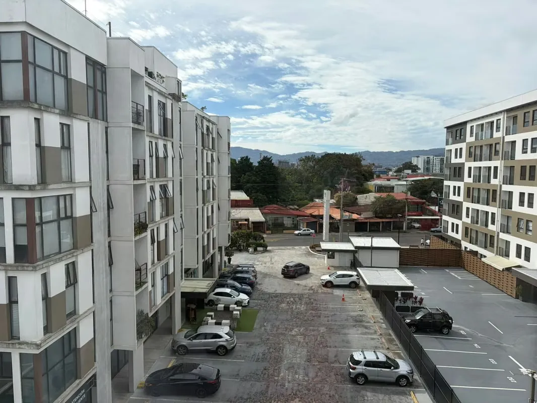 Apartamento en Venta en Tibas. Condominio Vive Tibas.