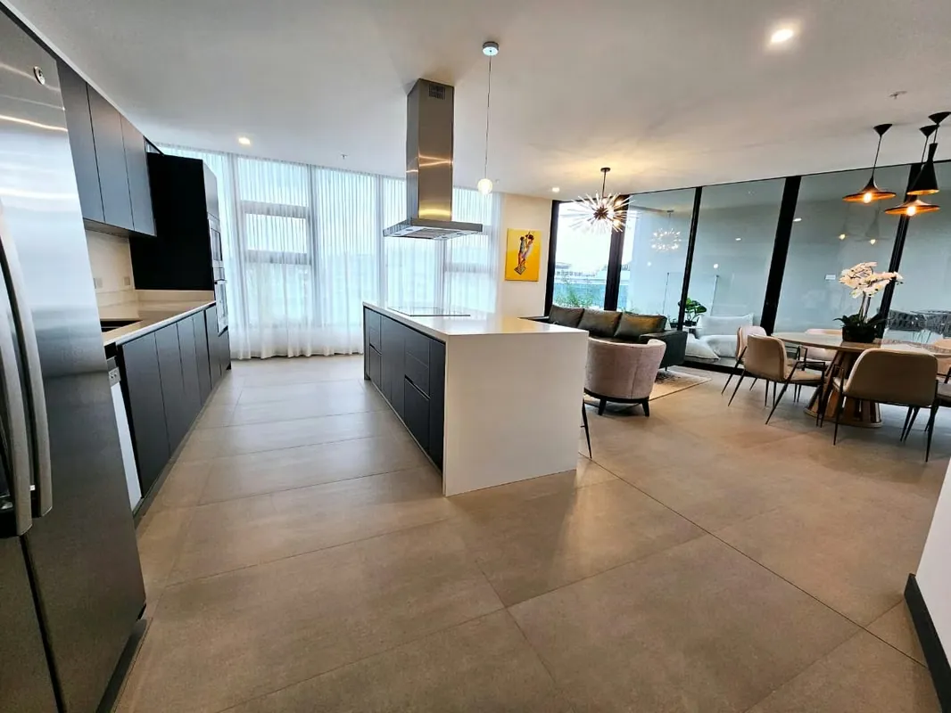 Three-bedroom penthouse for sale. Barrio Dent, San Pedro