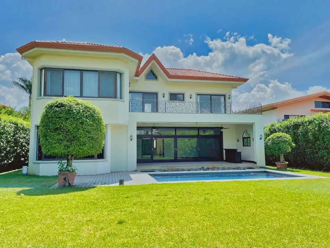 LUXURY HOME FOR RENT IN VALLE DEL SOL