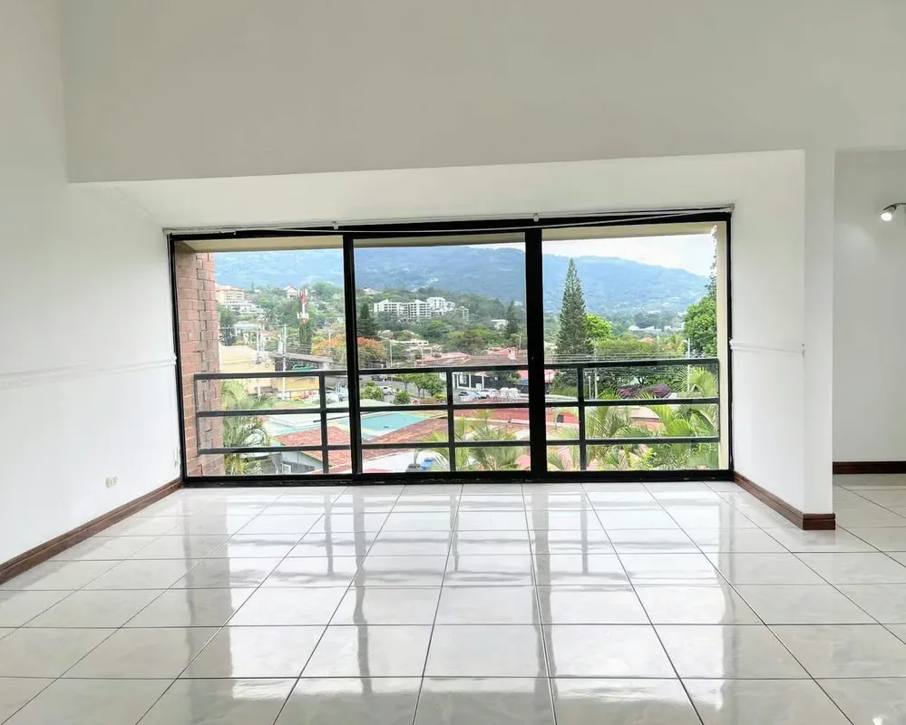 Venta de penthouse en Escazú