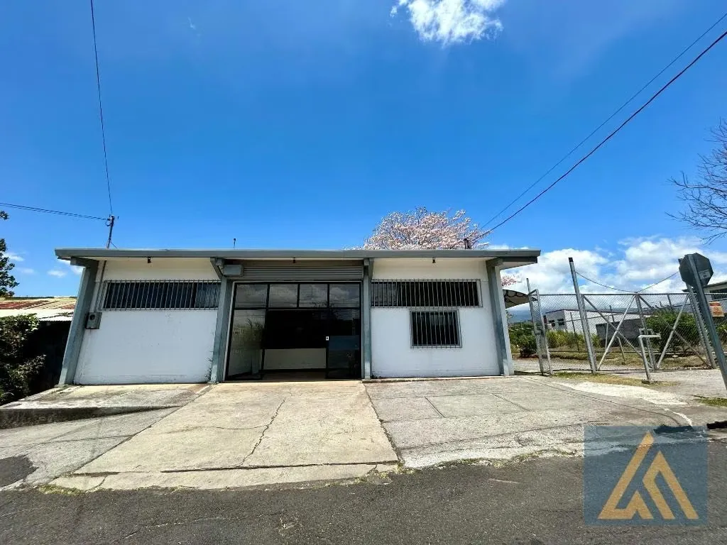 Commercial Property for Sale or Rent – San Lorenzo Heredia