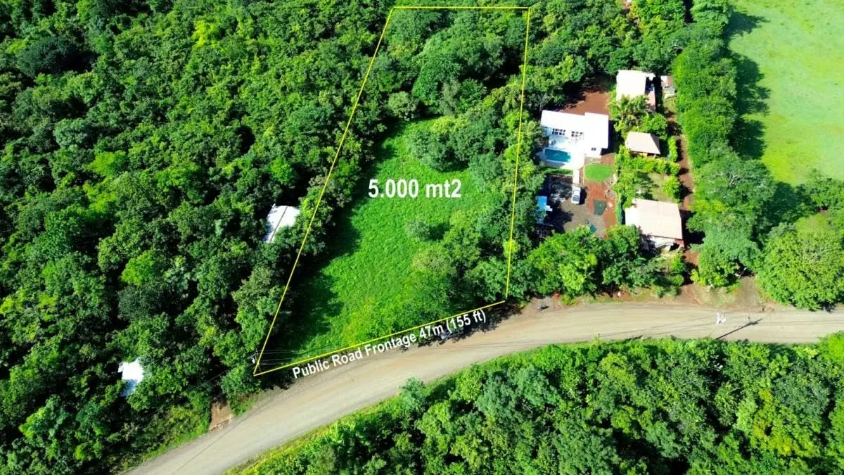 Venta de Parcela de uso mixto (Playa Negra, Guanacaste)