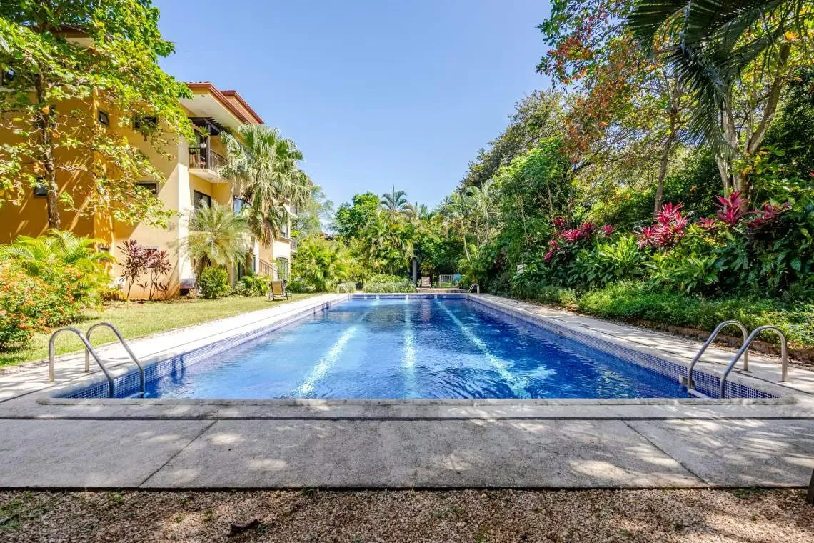 Venta de Condominio de 2 habitaciones entre Tamarindo y Flamingo