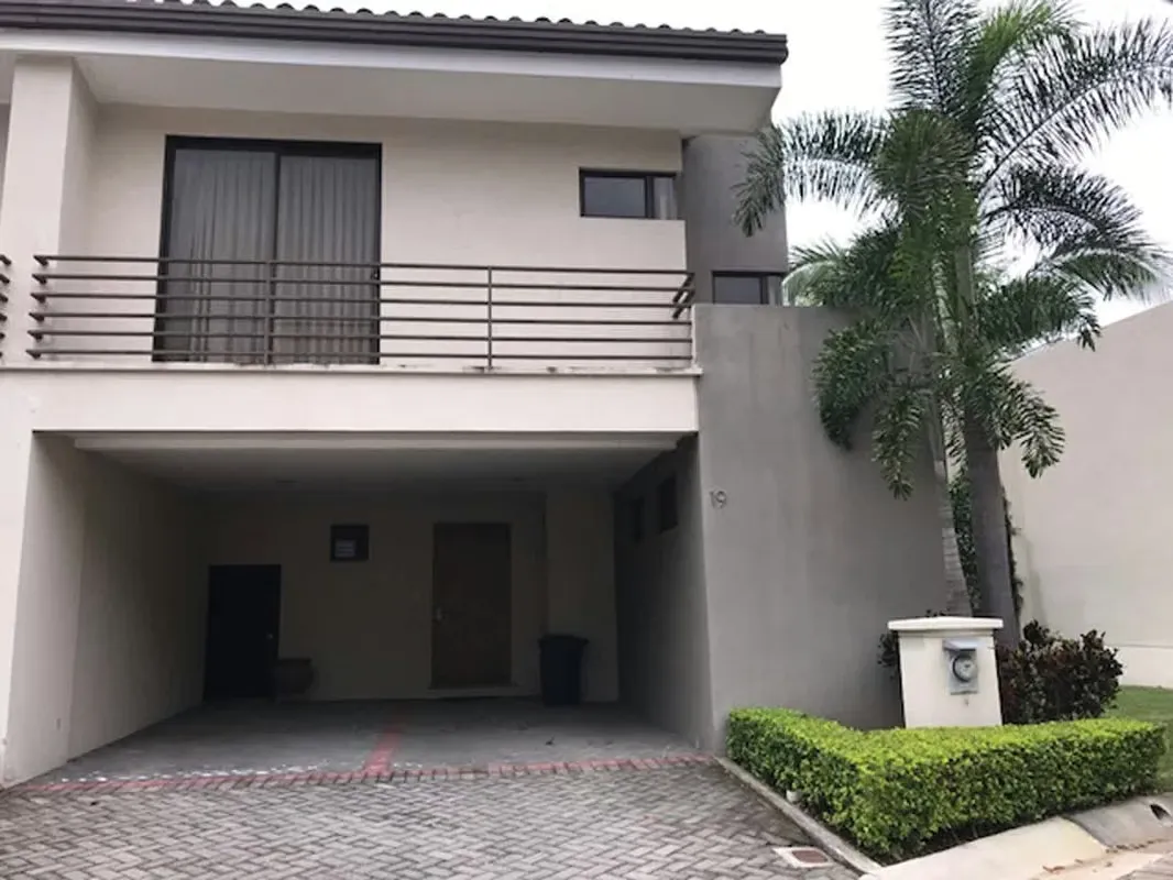 Spectacular Home for Sale in Río Oro, Santa Ana