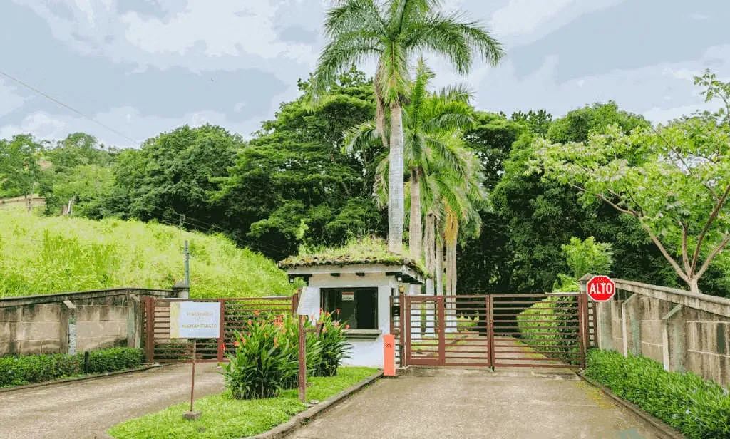 Terreno de 6,400 m² en Hacienda Los Manantiales, Turrubares