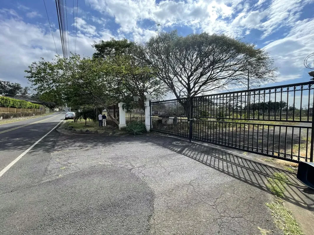 LOT FOR SALE BY BOSQUES DE DOÑA ROSA AND AIS