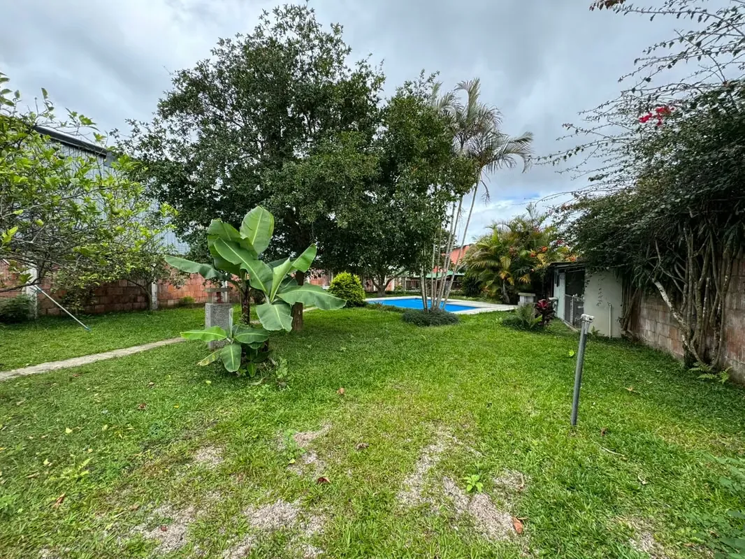 Propiedad 1397m2 Ideal para desarrollo comercial o habitacional Uso de suelo Mixto Granadilla