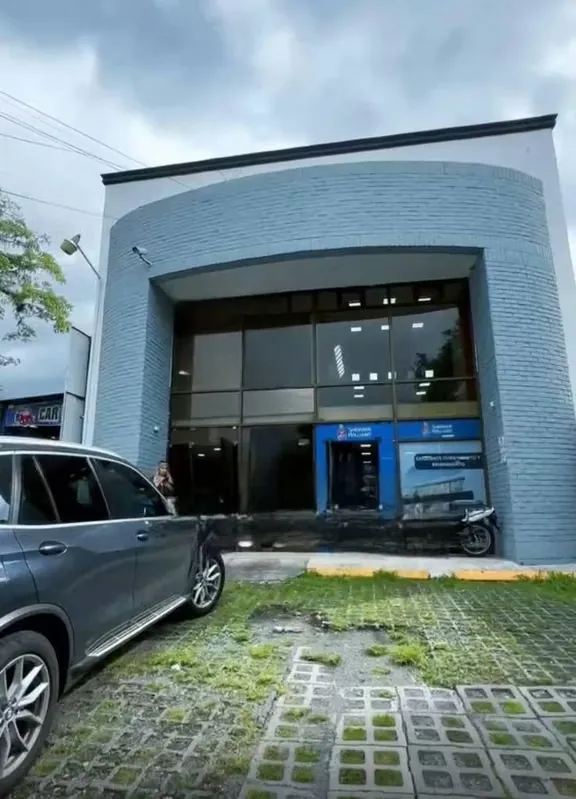 Adquiere este edificio ubicado en una de las zonas más exclusivas y de mayor crecimiento de San José. Rodeado de ...