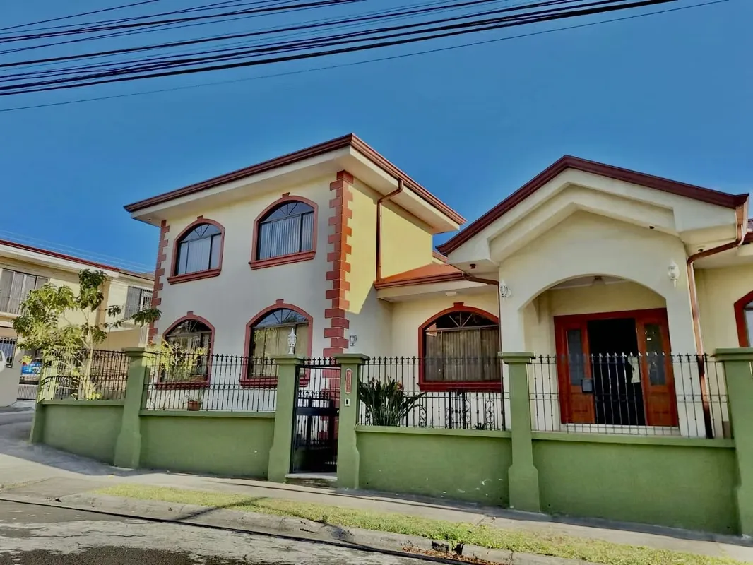 LC - Venta de casa en Estancia Antigua - 37324
