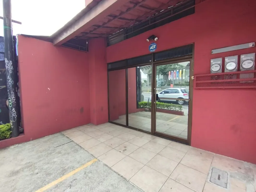 JV-Alquiler de local sobre calle principal, Curridabat ID # 40190