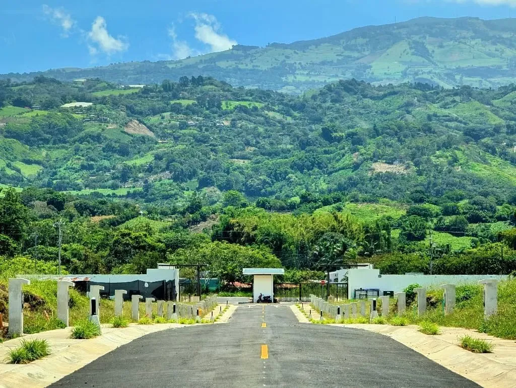 Lots for sale in Ujarras, Paraíso de Cartago