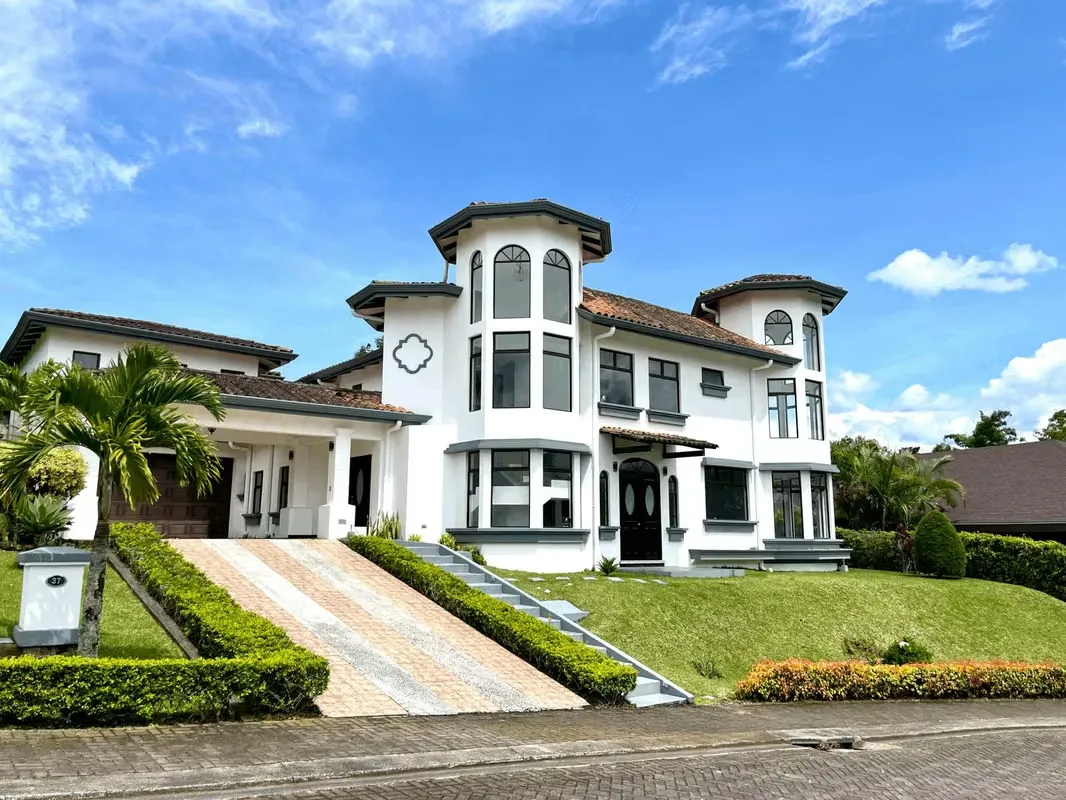 id 41287 Venta de Casa Condominio Bosques de Altamonte