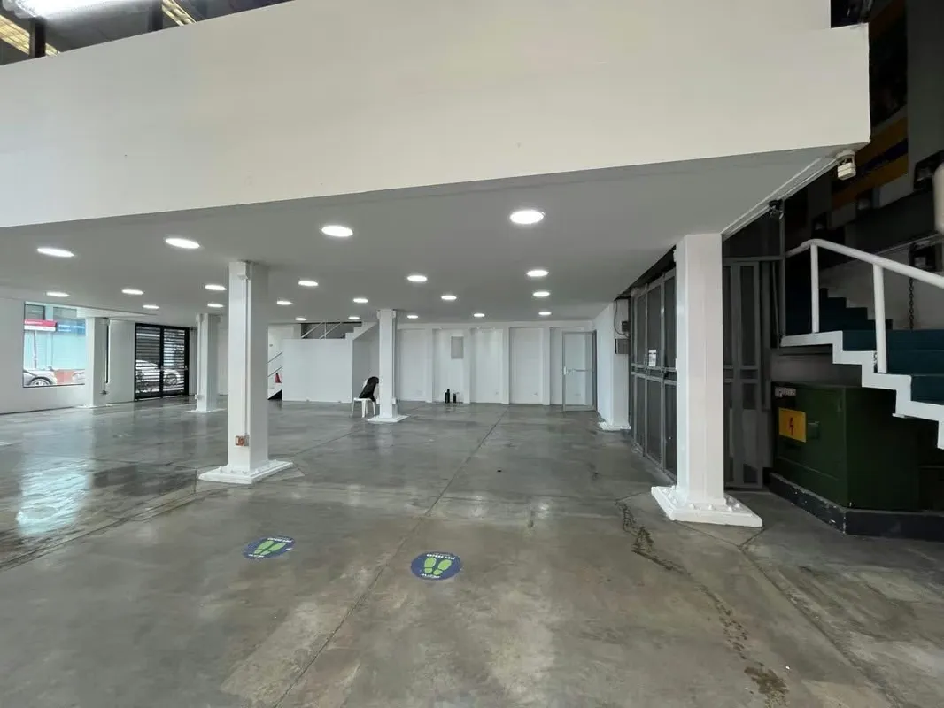 Edificio Comercial en Venta San José Centro 4 pisos - Rebajado