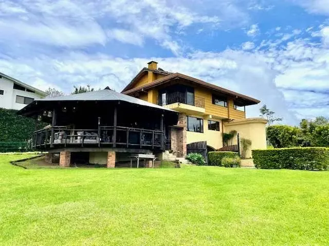 For rent House with Retractable Star Roof-Guest House-Panoramic Views-San Rafael Heredia