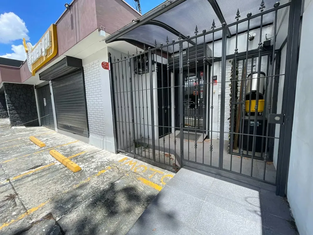 Local Comercial en Alquiler – Curridabat (70m²)