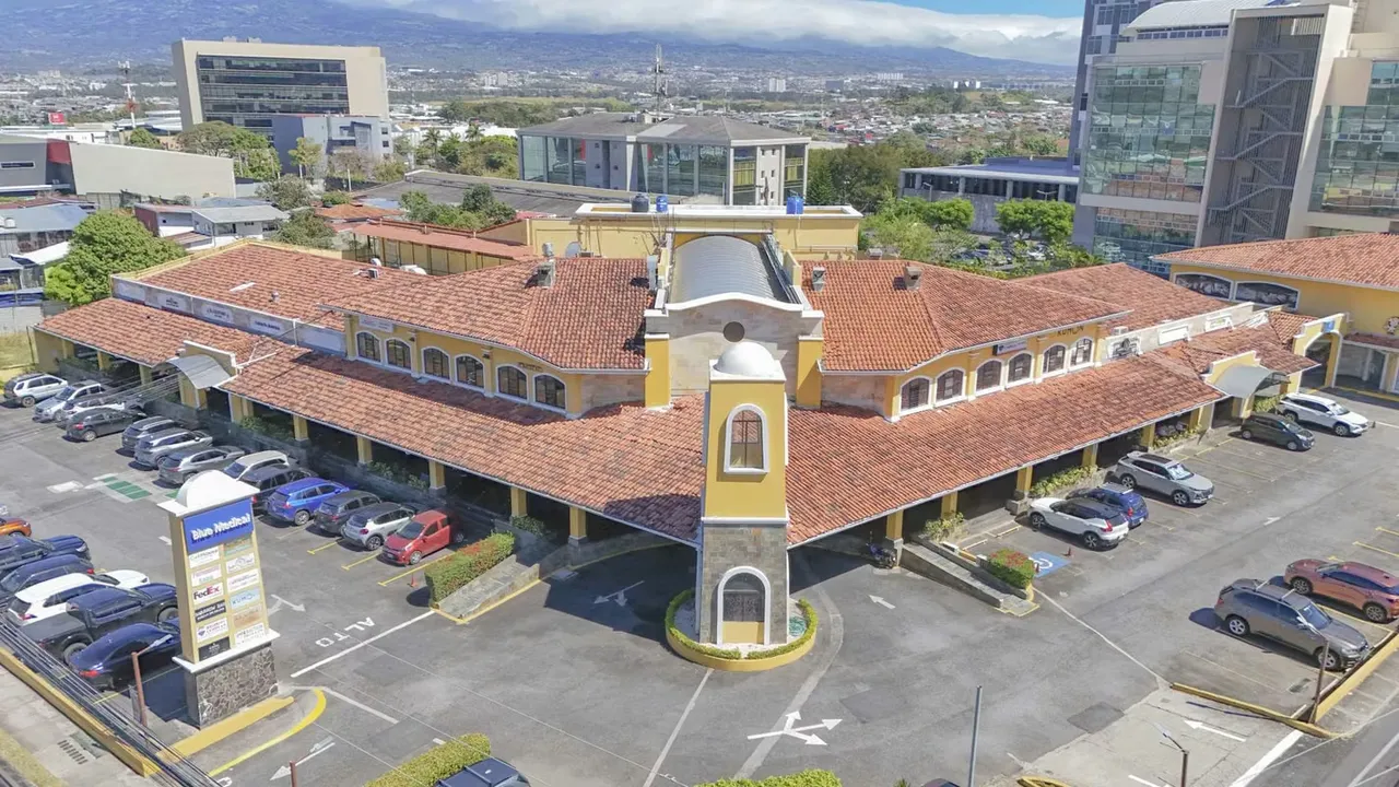 IPB Centro Comercial Boulevard local #23