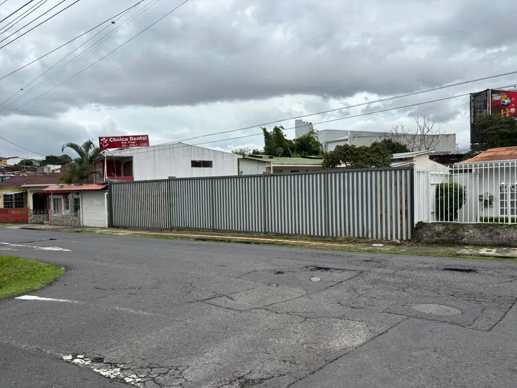 Venta de Edificio y Lote. San Pedro, Montes de Oca