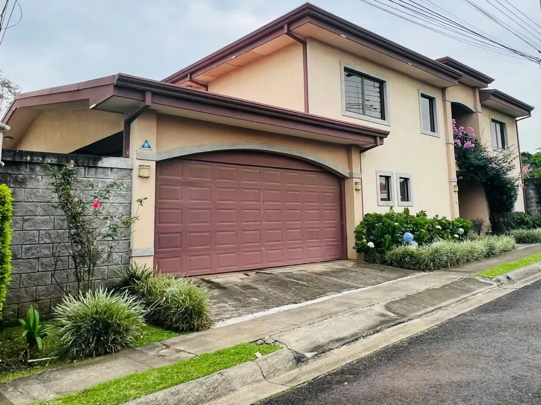 Casa en Venta en Condominio Exclusivo en San Joaquín de Flores – ¡Tu hogar ideal en Heredia!