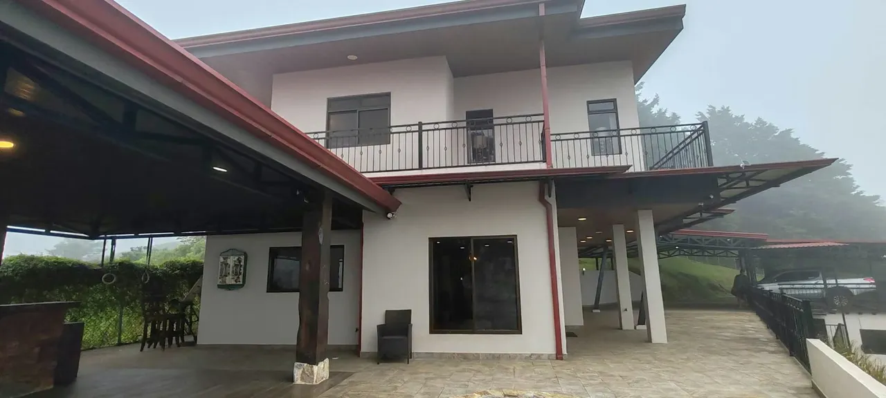 Venta de Casa Exclusiva en las Montañas de Tarbaca, Desamparados